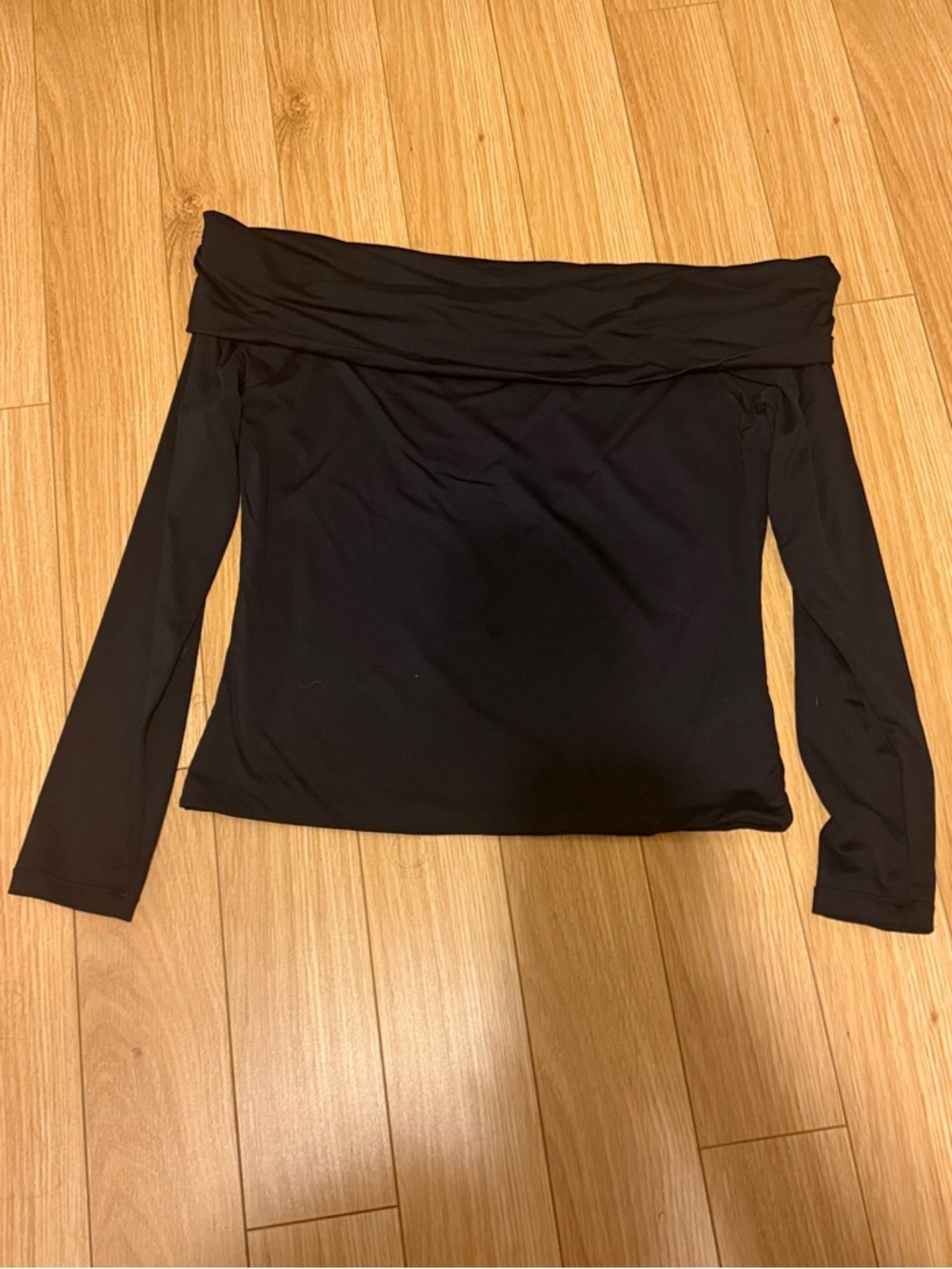 RD Style Black Off-Shoulder Long Sleeve Top